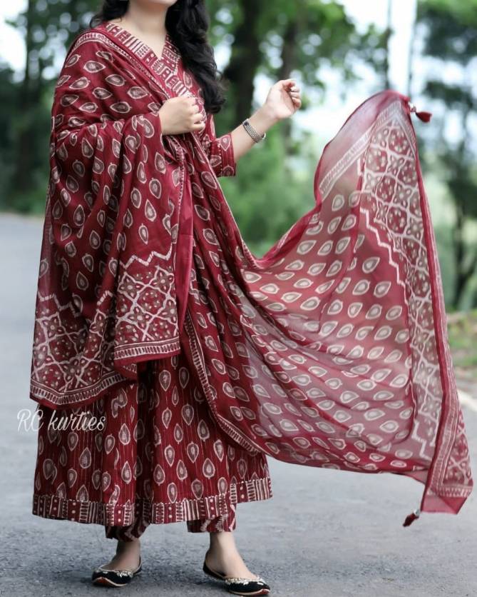 Festival Launch Red Lovers 3 Readymade Printed Suits Catalog